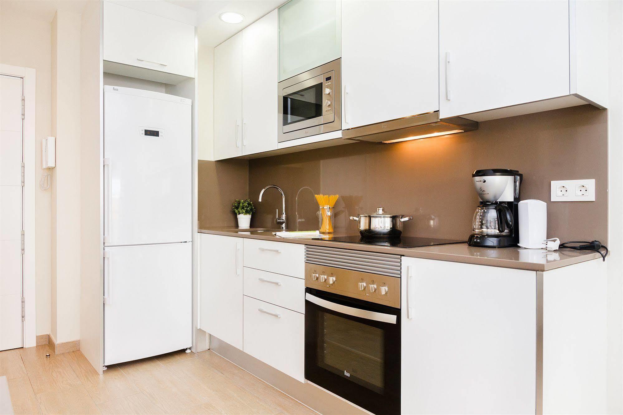 Feelathome Plaza Appartamento *